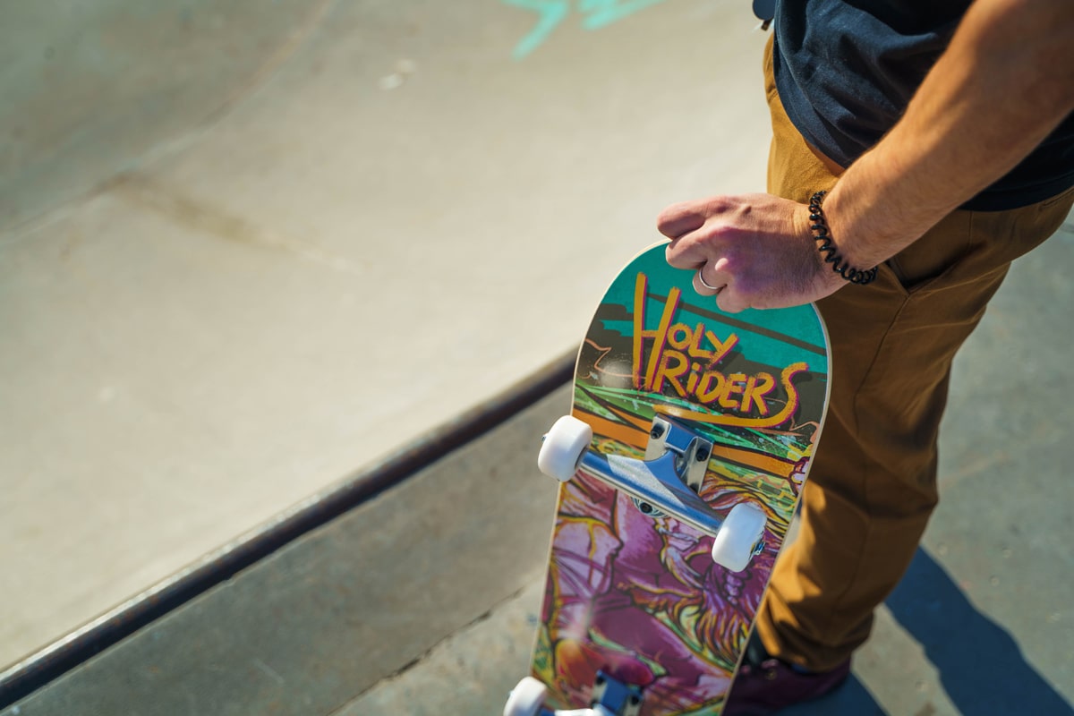 holy-riders-tablas-zeus-1